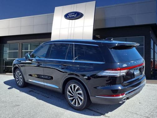 2025 Lincoln Aviator Premiere