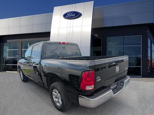 2022 RAM 1500 SLT