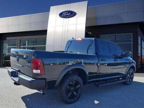 Diamond Black 2021 RAM 1500 Classic SLT