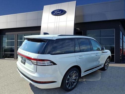 2025 Lincoln Aviator Premiere