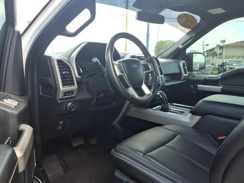 OXFORD WHITE 2019 Ford F-150 OFF DLX CUSTOM