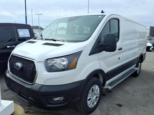 2023 Ford Transit-250 