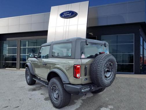 2025 Ford Bronco Base