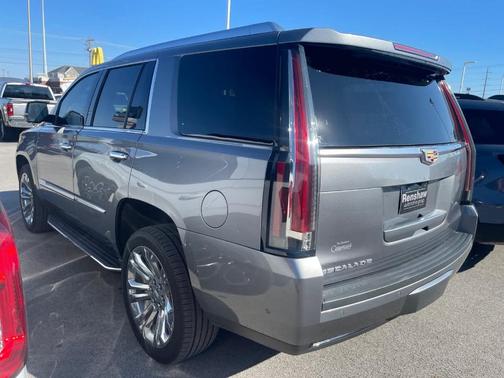 2020 Cadillac Escalade Luxury