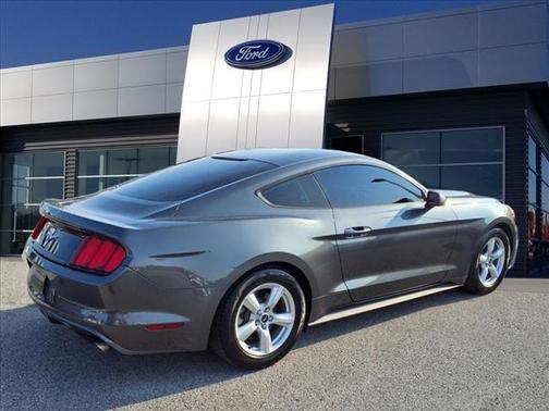 2017 Ford Mustang V6