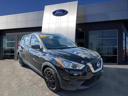2020 Nissan Kicks S