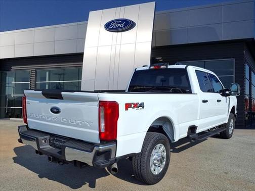 2023 Ford F-350 XLT
