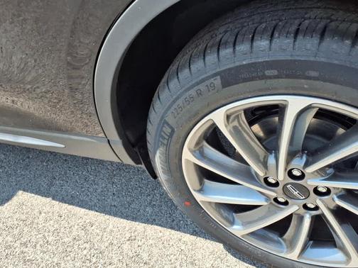 2025 Lincoln Corsair Premiere