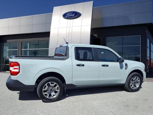 Cactus Green / Gray 2024 Ford Maverick XLT