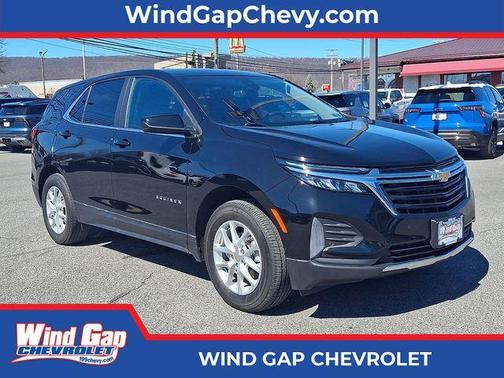 Mosaic Black Metallic 2024 Chevrolet Equinox LT
