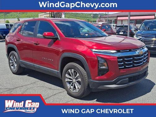 Radiant Red Tintcoat 2026 Chevrolet Equinox LT