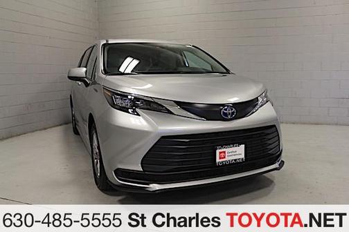 2024 Toyota Sienna LE