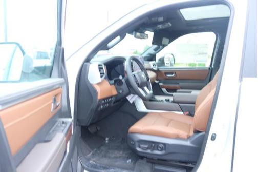 2025 Toyota Sequoia Base