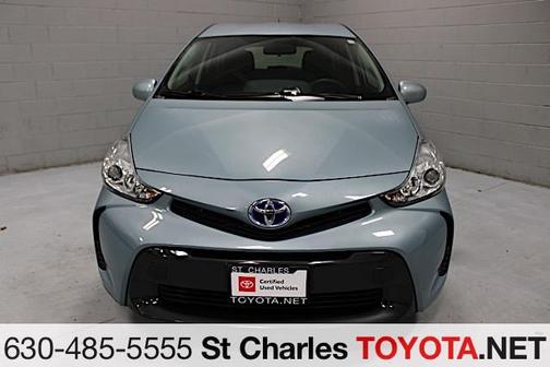 2017 Toyota Prius v Two