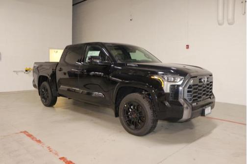 2025 Toyota Tundra Hybrid Platinum