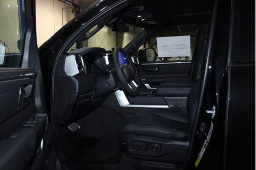 2025 Toyota Tundra Hybrid Platinum