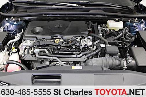 2022 Toyota Camry Hybrid XLE