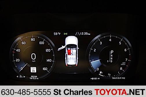 2020 Volvo XC60 T6 Momentum