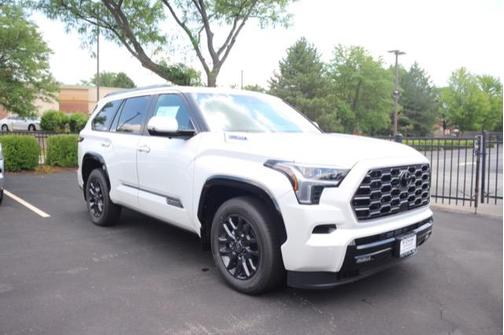 2025 Toyota Sequoia Platinum