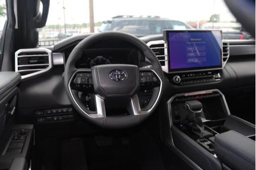 2025 Toyota Sequoia Platinum