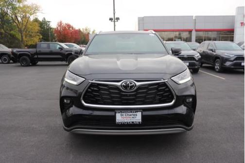 2026 Toyota Highlander Platinum