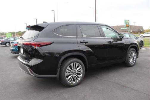 2026 Toyota Highlander Platinum