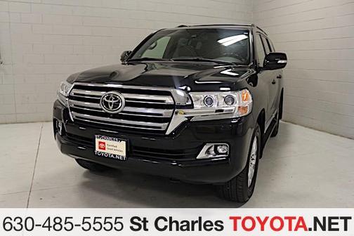2017 Toyota Land Cruiser Base