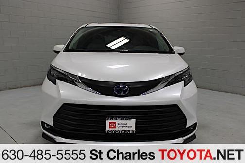 2025 Toyota Sienna XLE