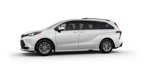 2025 Toyota Sienna XLE 7 Passenger