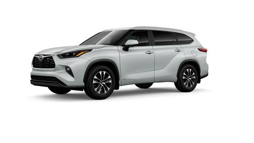 White 2026 Toyota Highlander Hybrid XLE