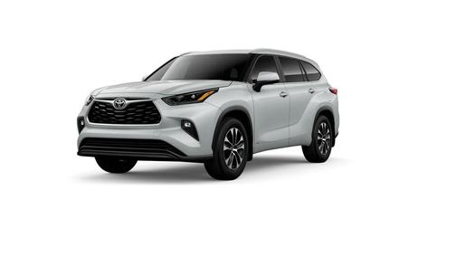 White 2026 Toyota Highlander Hybrid XLE