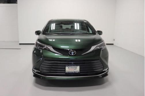 2026 Toyota Sienna Platinum