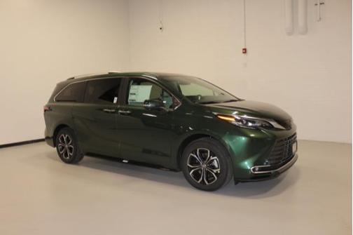 2026 Toyota Sienna Platinum