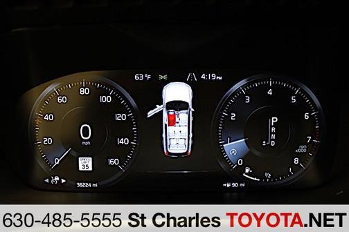 2021 Volvo XC90 T5 Momentum