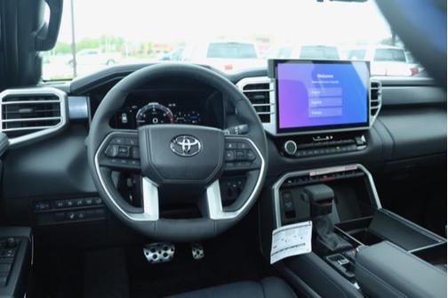 2025 Toyota Sequoia Platinum