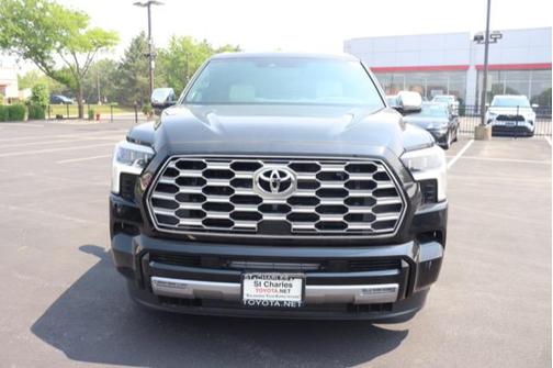 2025 Toyota Sequoia Base
