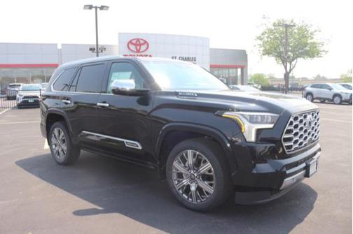 2025 Toyota Sequoia Base