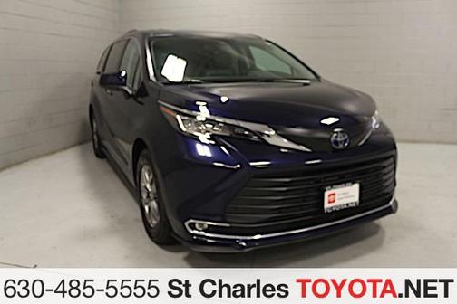 2023 Toyota Sienna XLE