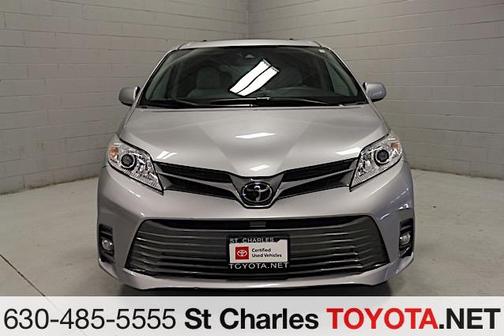 2018 Toyota Sienna XLE
