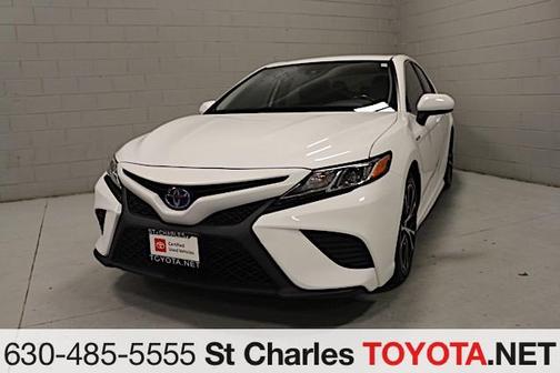 2020 Toyota Camry SE
