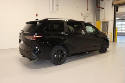 2026 Toyota Sienna Woodland Edition