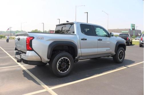 2025 Toyota Tacoma TRD Off Road