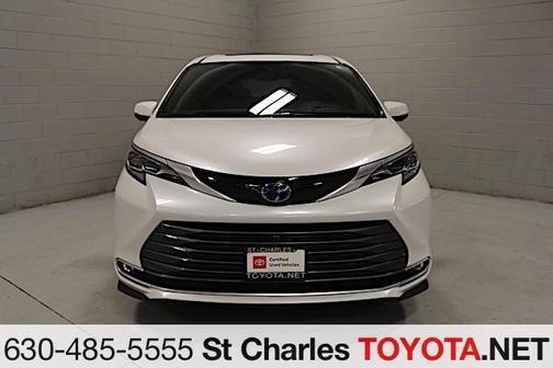 2025 Toyota Sienna Platinum 7 Passenger