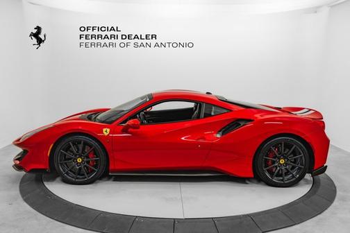 2020 Ferrari 488 Pista 