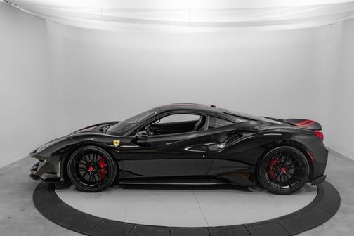 Nero 2019 Ferrari 488 Pista
