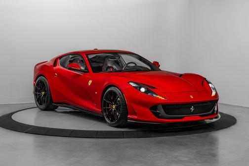 Rosso Corsa 2019 Ferrari 812 Superfast