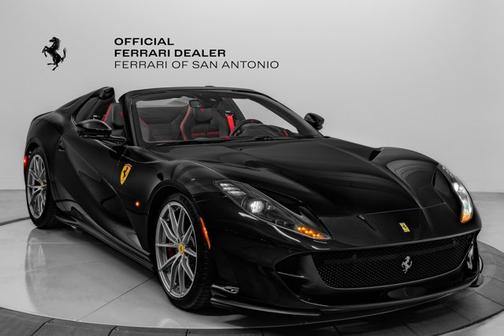 2023 Ferrari 812 GTS 