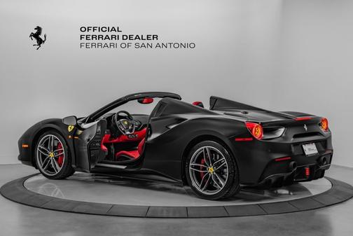2018 Ferrari 488 Spider 