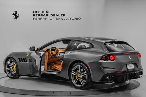 2019 Ferrari GTC4Lusso V12