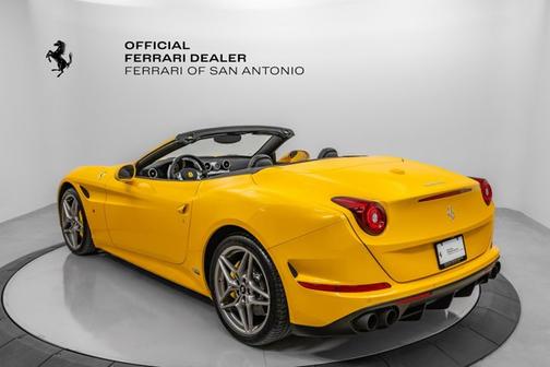 2017 Ferrari California T